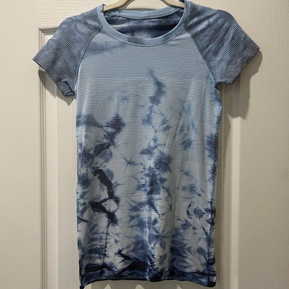 Lululemon Swiftly Tech Short Sleeve Shirt
